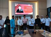 Forum Bela Negara Kepri Serahkan SK Kepada Pengurus Kota Tanjungpinang dan Batam