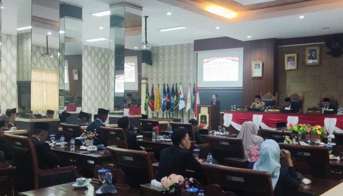 DPRD Anambas Sahkan APBD 2026 dan Perda KTR