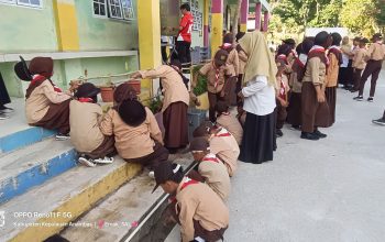 ‎Siswa SDN 001 Letung Gencarkan Gerakan Indonesia ASRI Pasca Libur Lebaran